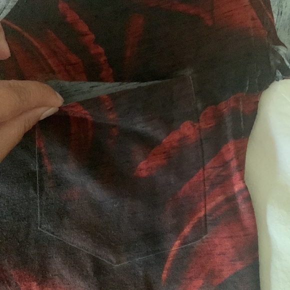 Go Couture Printed Graphic Pocket T-Shirt - Picture 9 of 9